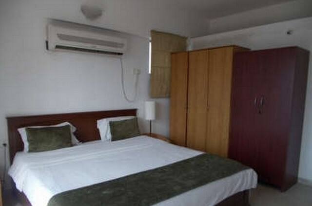 Seandee Hospitality Granada - C, Pune 3